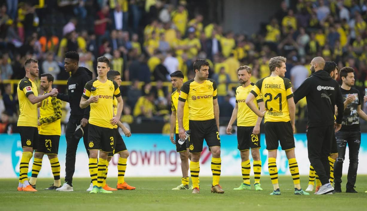 包含多特蒙德迎葡超关键赛，集结日远射贴柱，气氛紧张，心理建设被强调的词条